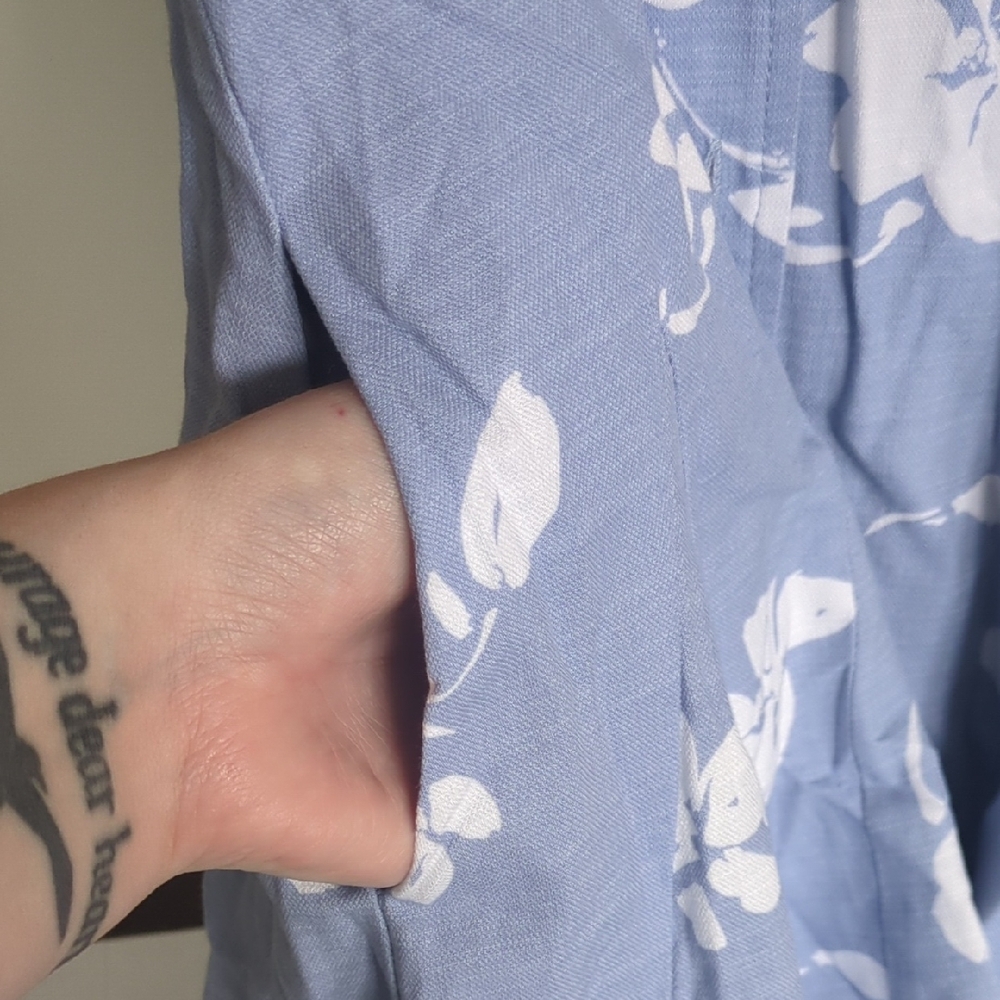 Universal Thread Light Blue Dress with White Floral Design And Pockets - Picture 3 of 6